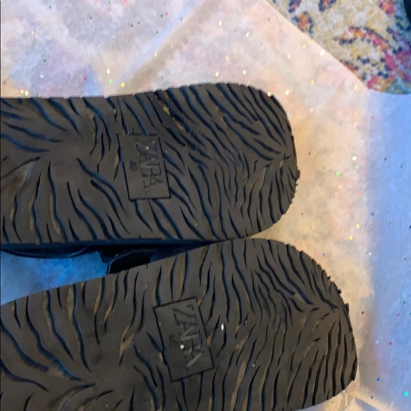 shoe - Picture 2 of 3